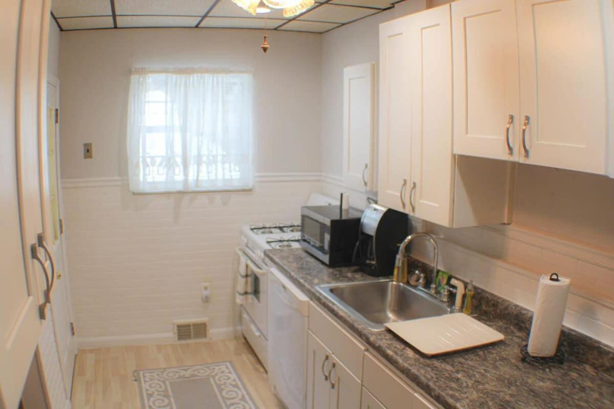 Appartamento Massive 4 Bed House-Short Walk To Amazing View Pittsburgh Esterno foto